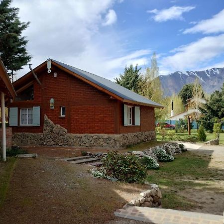 Cabanas Pyracantha إيسكيل المظهر الخارجي الصورة