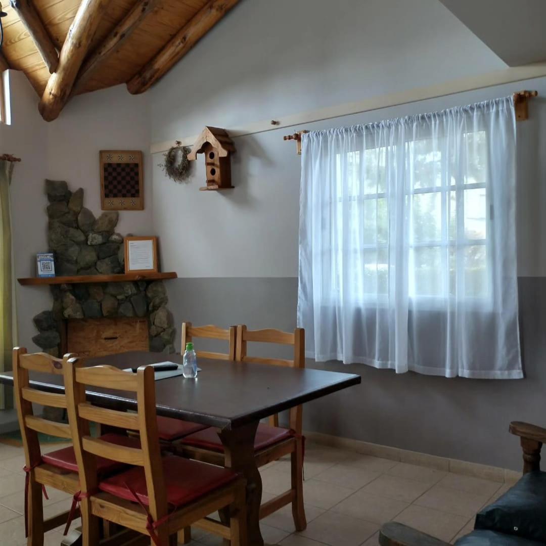 Cabanas Pyracantha إيسكيل المظهر الخارجي الصورة