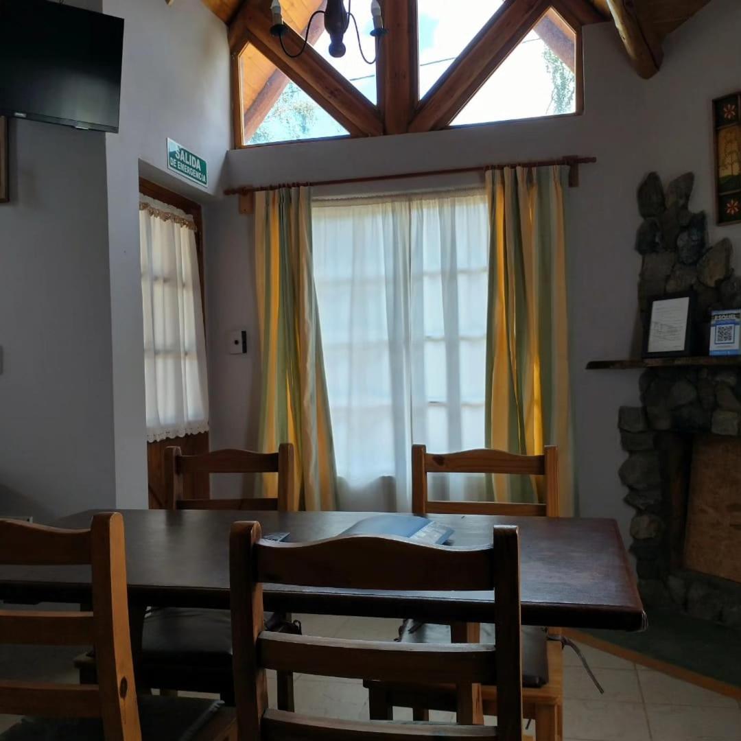 Cabanas Pyracantha إيسكيل المظهر الخارجي الصورة