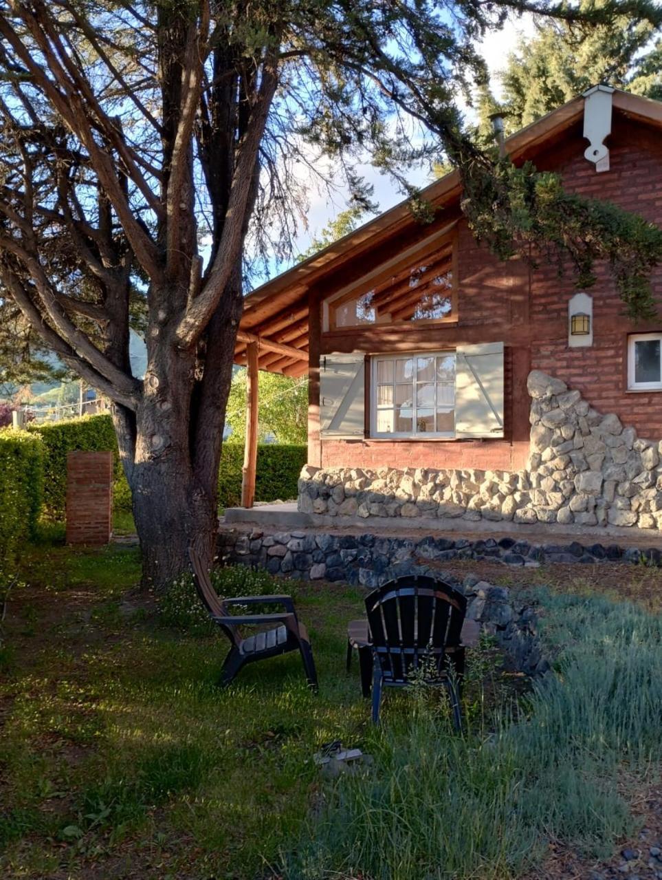 Cabanas Pyracantha إيسكيل المظهر الخارجي الصورة